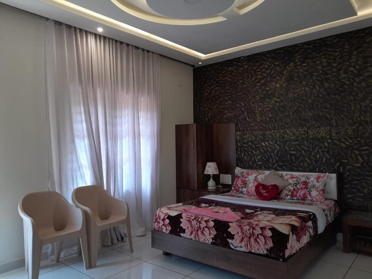Ferienwohnung Orchid Ranipuram Kallar  Exterior foto